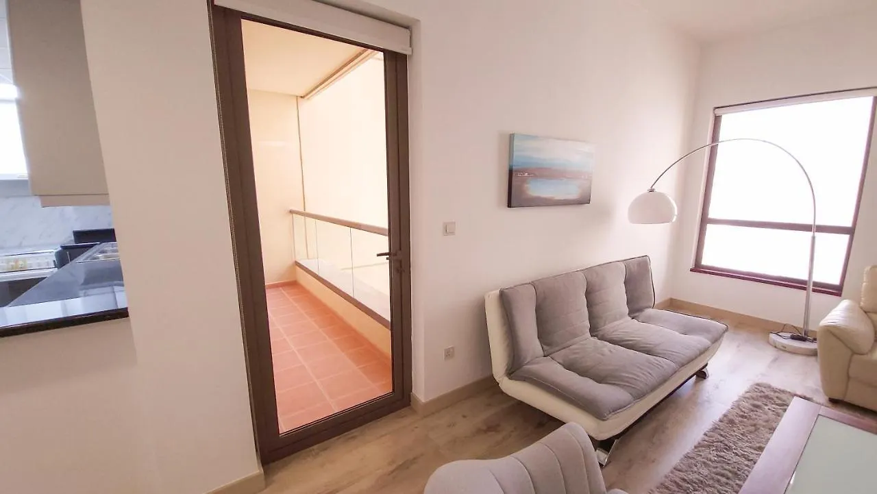 Holiday Homes Dubai 0*,