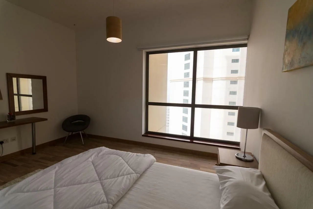 Holiday Homes Dubai Apartamento