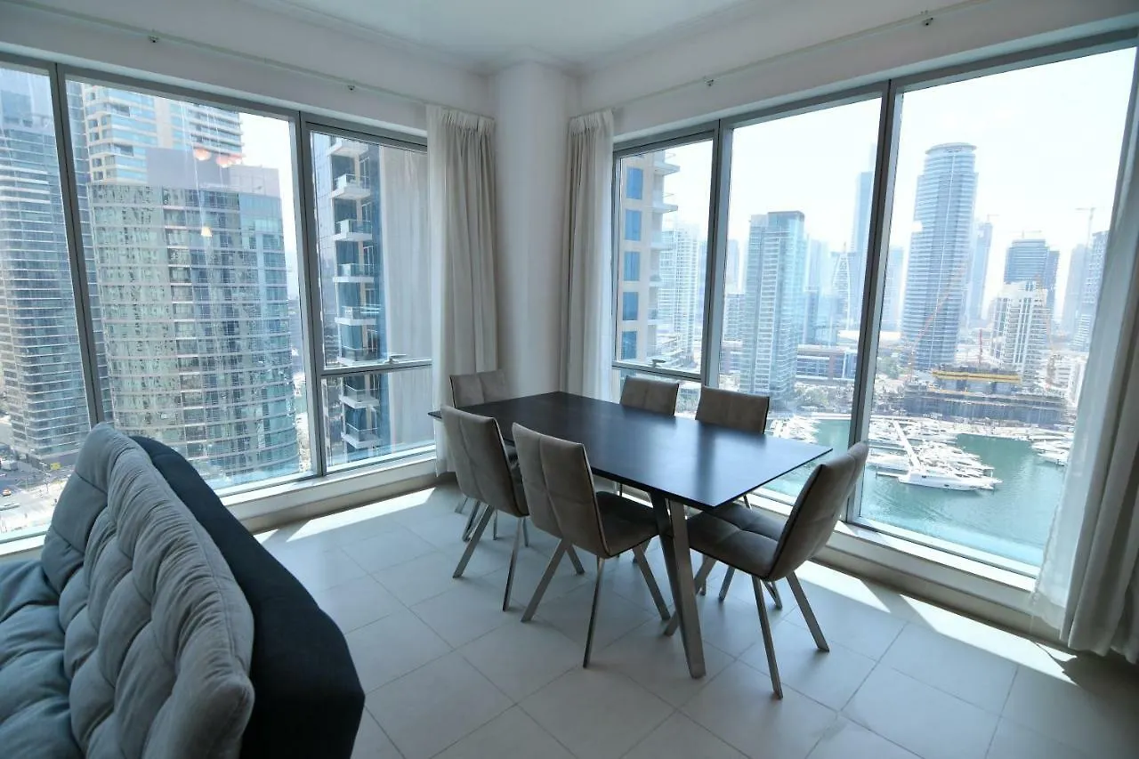 Holiday Homes Dubai Apartamento